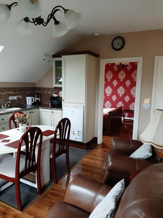 Riverside Lodge Carlingford Exterior foto